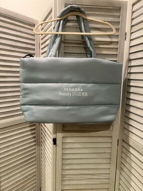 Sephora Beauty Insider Puffer Tote Bag in Light Blue